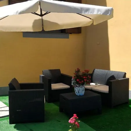 Apartment Con Piscina In Uso Esclusivo In